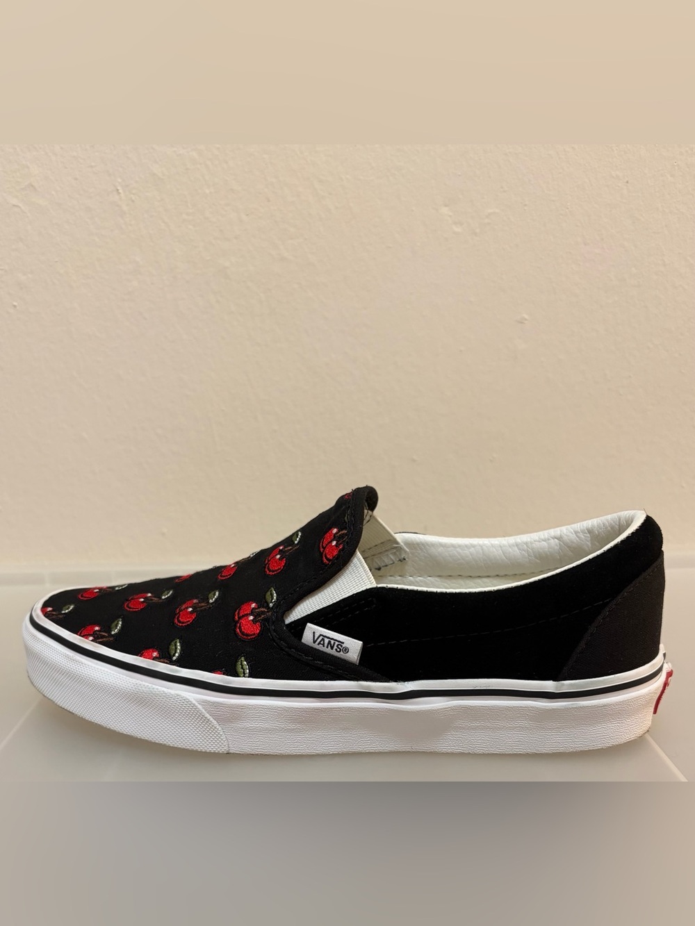 Vans Black/Red Embroidered Cherry Slip-On Sneakers Women's Size 8/Men's Size 6.5